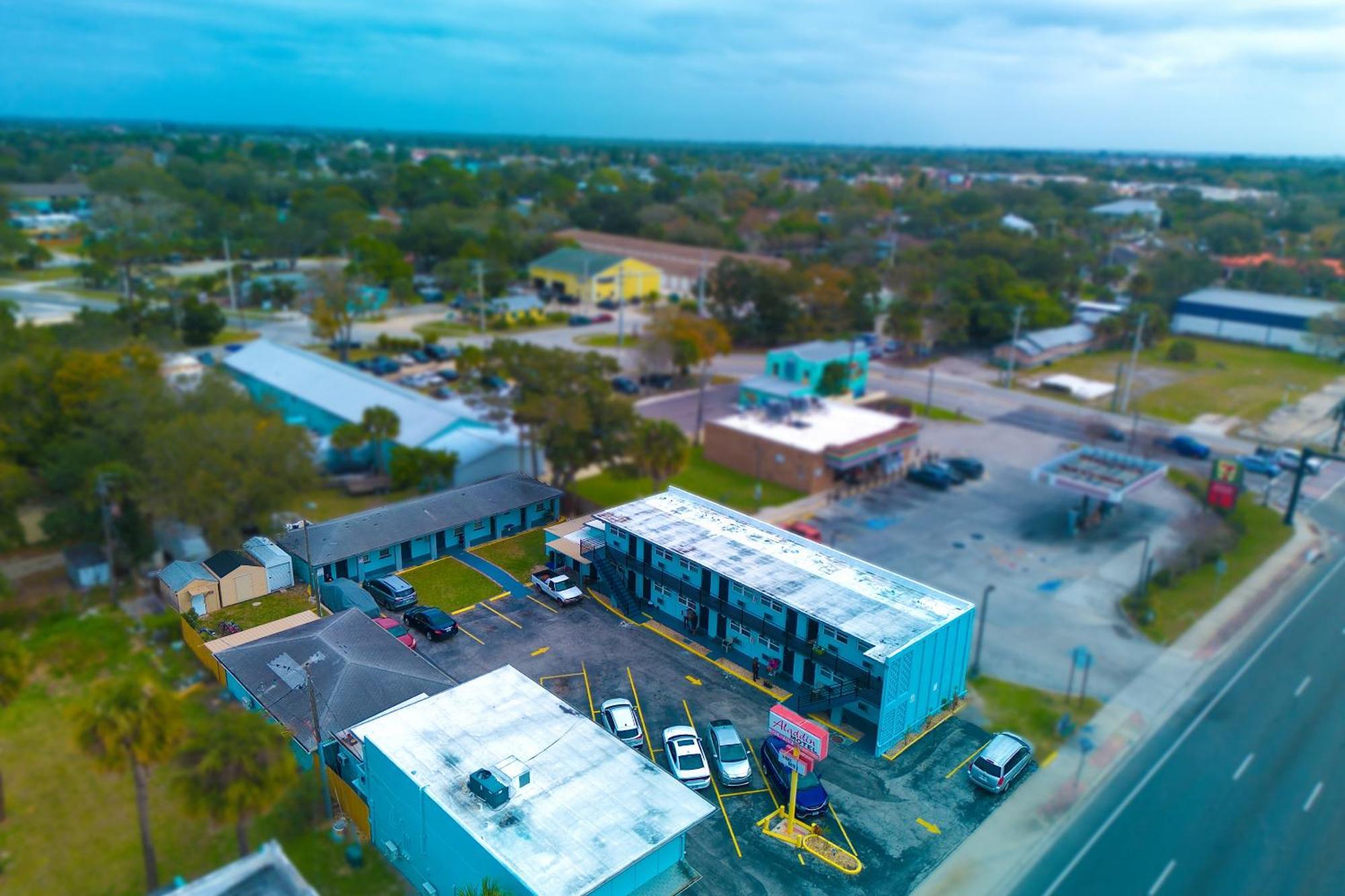 Aladdin Motel By Oyo Merritt Island Exterior photo
